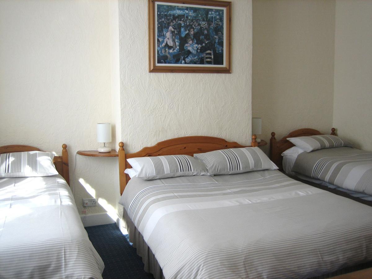 Gables Nest Bed and Breakfast Birmingham Esterno foto