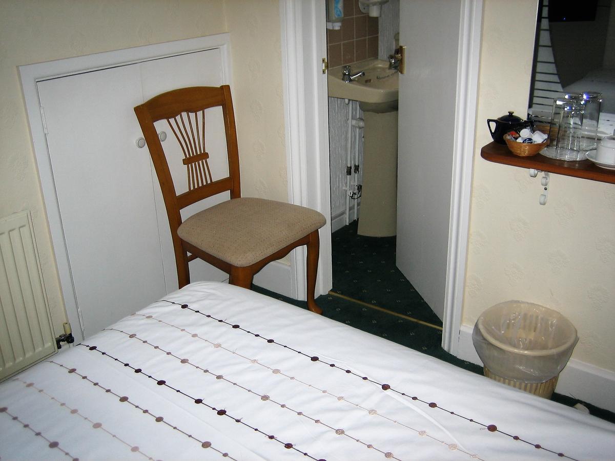 Gables Nest Bed and Breakfast Birmingham Esterno foto