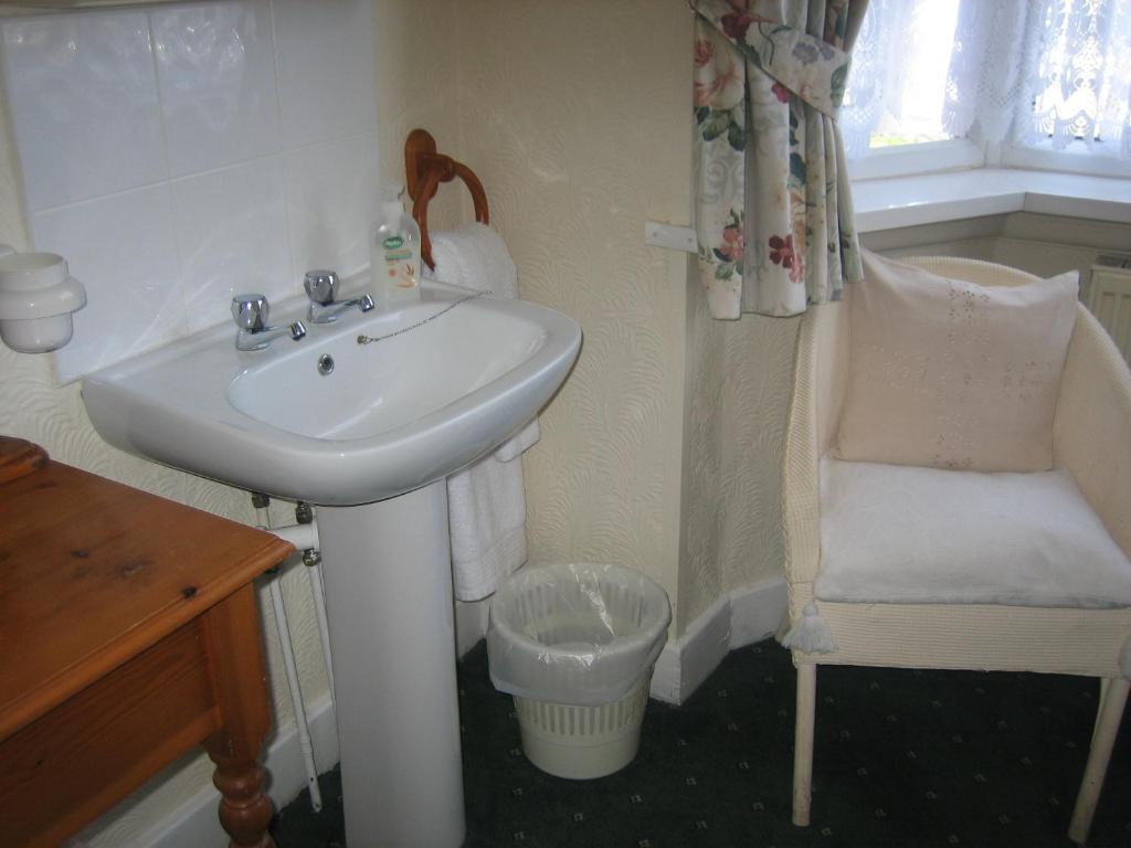 Gables Nest Bed and Breakfast Birmingham Camera foto